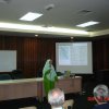 Pn. Ummi Kalthum memberi ceramah ciri-ciri kepimpinan pada 25 Ogos 2007.